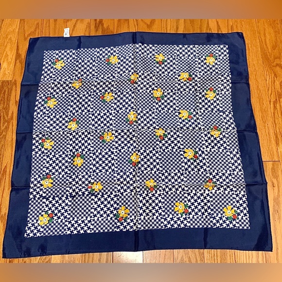 Vintage Water Repellent Acetate Floral Houndstooth HENRYSON ALL WEATHER SCARF - Picture 12 of 15